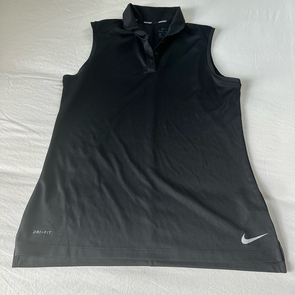 Nike dri fit women’s golf shirt